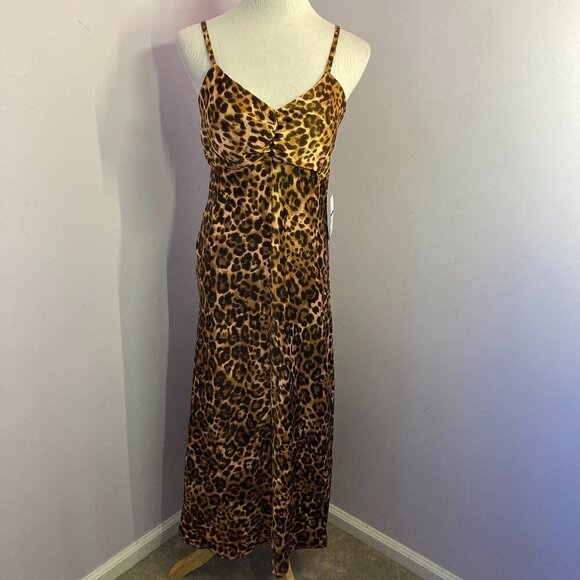 sofia by sofia vergara Dresses & Skirts - Sofia Vergara Slip Dress, NWT, Size XS(0-2)